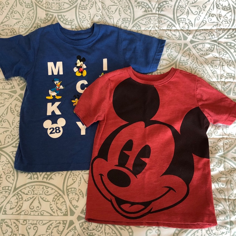 Bundle of Mickey tees ✨